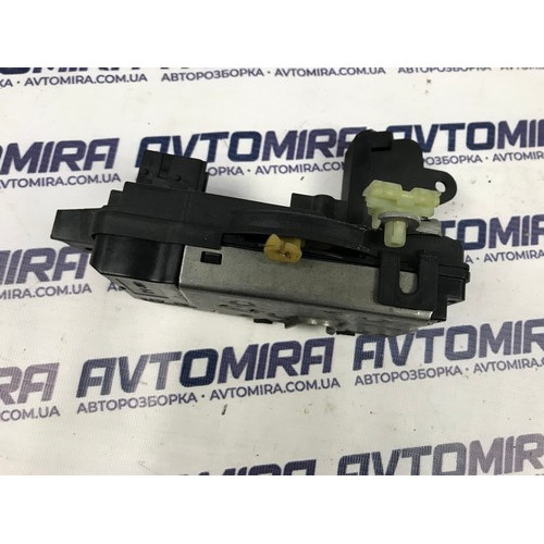 Замок двери передней правой Opel Zafira B 2005-2011 13220368
